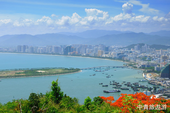 【当季爆款】三亚一地臻零购双飞5日游【4晚携程网评五钻酒店海景房/含大东海远海潜水/槟榔谷VIP通道/品红酒蟹鲍海鲜餐】