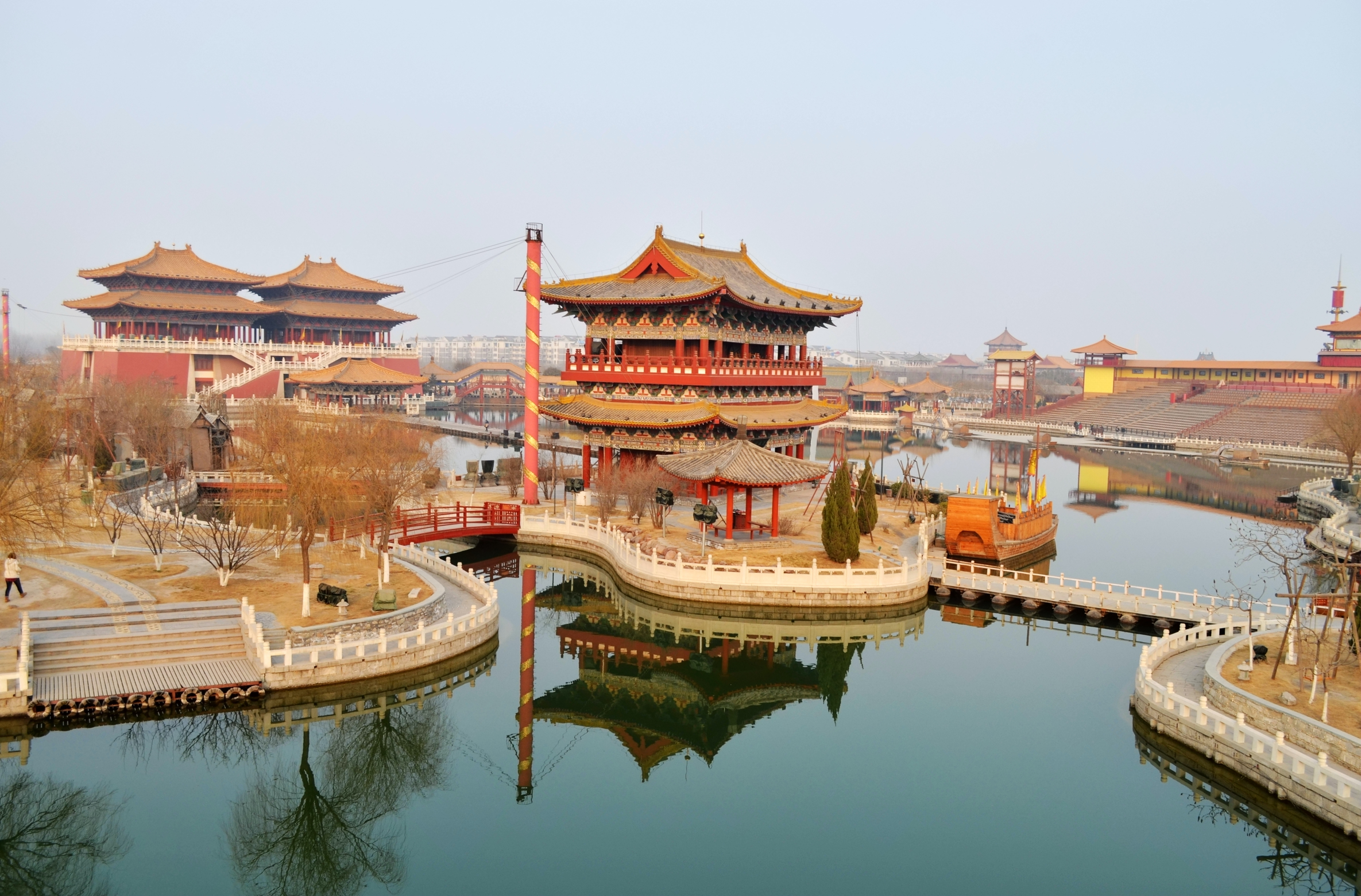 【河南】双高4日【游万岁山及夜游/清明上河园及夜游/曹魏古城/河南博物院/郑州记忆·油化厂创意园】