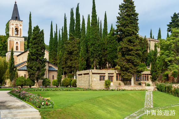 【歐洲】格魯吉亞世遺風采與紅酒起源探索之旅7日【Khareba 酒莊|姆茨赫塔古城|第比利斯編年史紀念碑|馬爾特維利峽谷漂流|斯大林博物館】