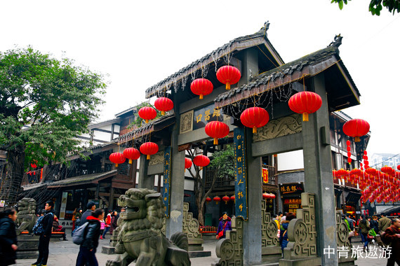 重庆旅游纯玩市内一日游变身网红渣滓洞磁器口李子坝轻轨贰厂文创园洪崖洞
