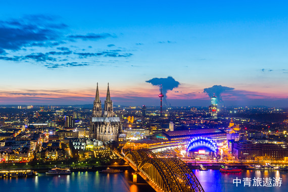 【私家团】德国一地11日游【法兰克福大教堂，雷司令酒庄品酒，威廉郡宫殿，格林故居博物馆，无忧宫】
