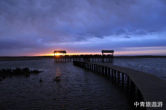 【西北】梦想•丝路额济纳•双飞8日【兰州+额济纳+居延海+黑城弱水胡杨林+大漠胡杨+鸣沙山月牙泉+莫高窟+张掖七彩丹霞】北京成团丨一价全含