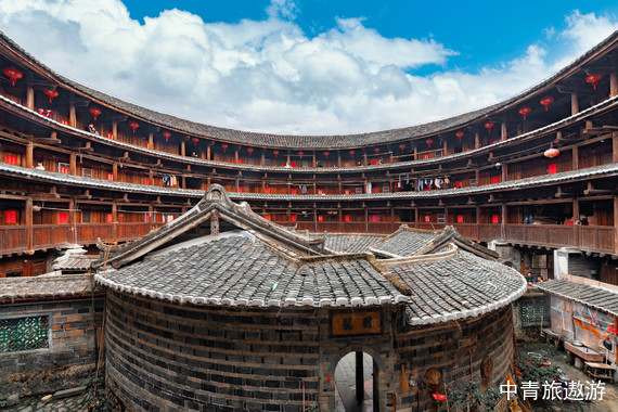 【福建+广东】三明 双飞6日【潮州+汕头+金门政府旧址+泉州+永定土楼+英雄大嶝岛+南澳岛+东山岛+潮州古城+青澳湾+南门湾+南屿双面湾】