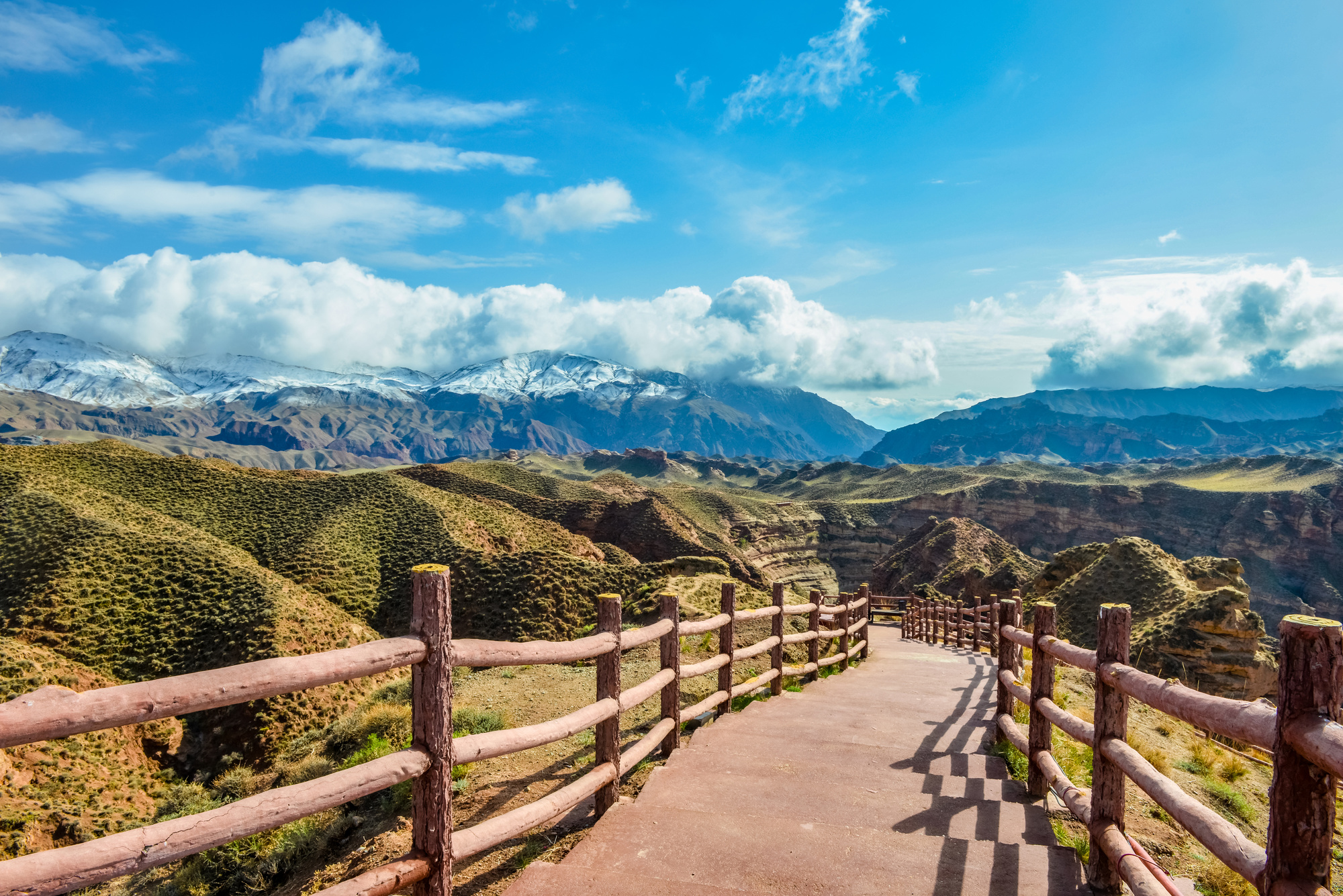 【甘肅】甘肅河西走廊7日之旅【蘭州+武威+天梯山石窟+馬蹄寺+雷臺漢墓+平山湖+七彩丹霞+嘉峪關(guān)城樓+榆林窟+莫高窟+鳴沙山月牙泉】